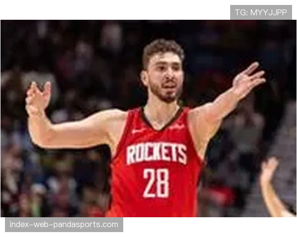 申京防挡拆沉退策略被针对 艾顿中距离10投8中惩罚